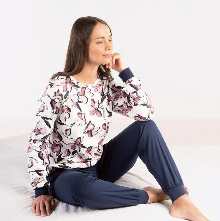 Pyjama lang blumen